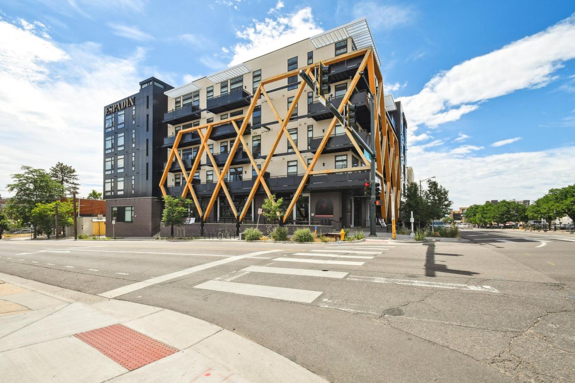 Cloud Nine Retreat | Espadin Lohi Denver